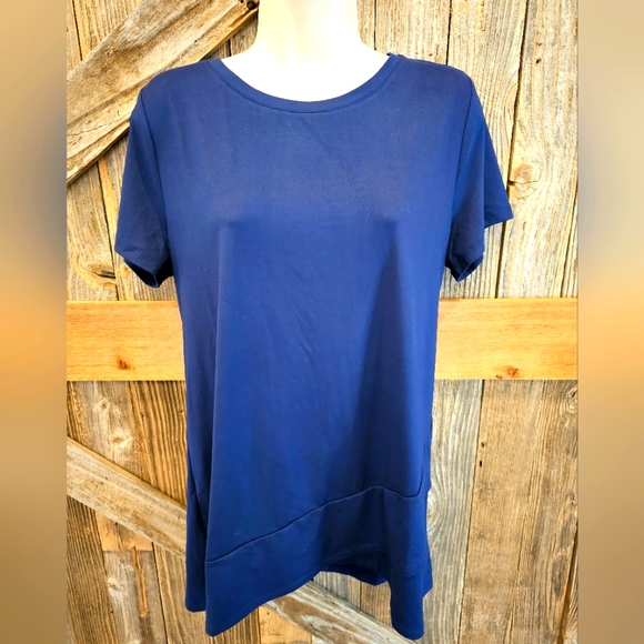 NWOT Cuddl Duds Flexwear Short Sleeve Layered Hem Tee Navy Size Medium M - Picture 1 of 7